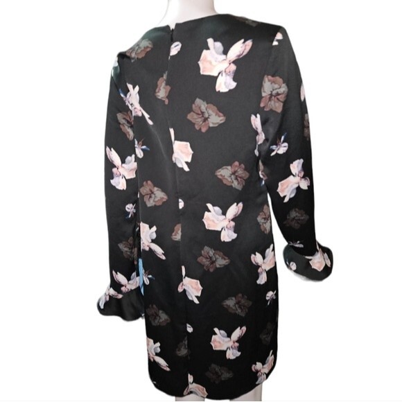 Banana Republic Floral Bell Sleeve Shift Dress - Picture 3 of 6